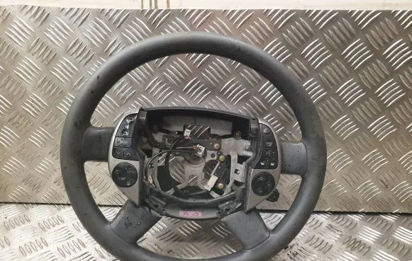 Toyota Prius (NHW20) Steering wheel