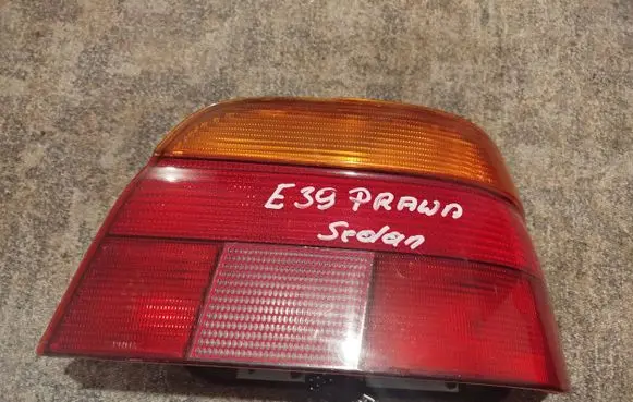 BMW 5 E39 Rear/tail lights 8358032 2VR00724002