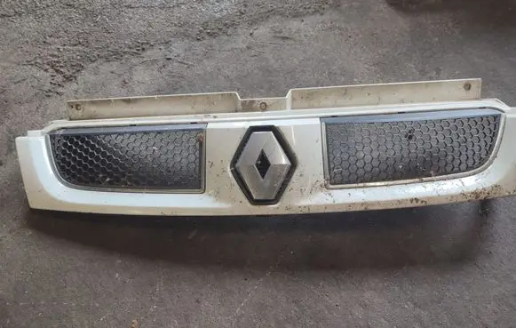 Renault Trafic II (X83) Front bumper upper radiator grill