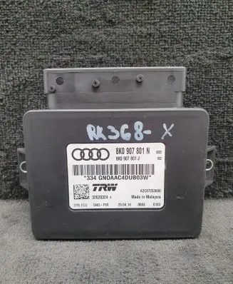 Audi A4 S4 B8 8K Hand brake control module 8K0907801N 8K0907801J
