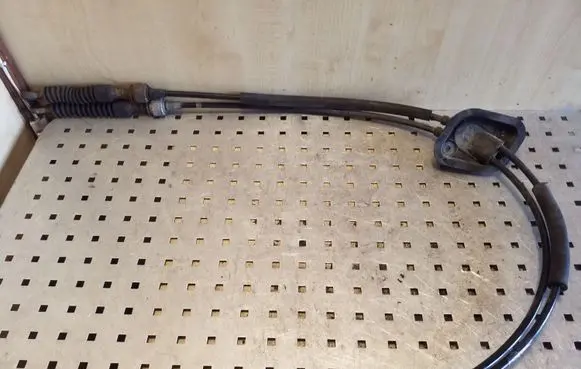 Volvo S70 V70 V70 XC Gear shift cable linkage