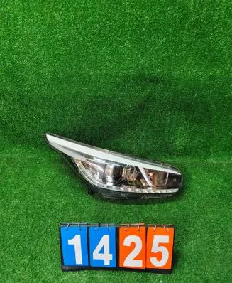 KIA Pro Cee'd II Headlight/headlamp R009B221366 92102A2220