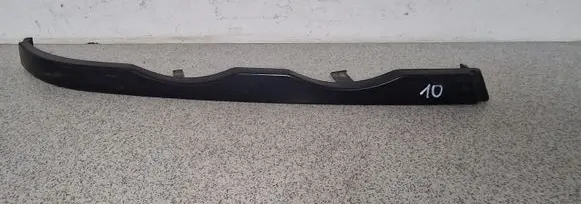 BMW 3 E46 Under headlight/headlamp trim 8208482