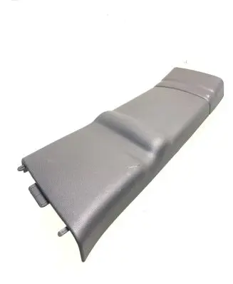 (B) pillar trim (bottom)