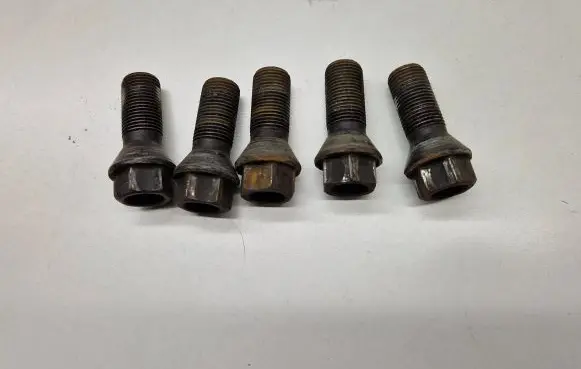 BMW X5 F15 Nuts/bolts 