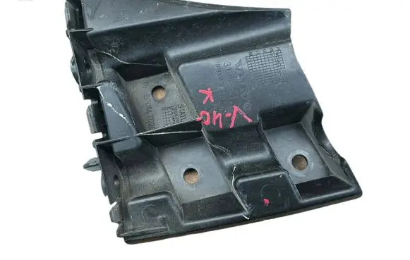 Volvo V40 Front bumper mounting bracket 31395101