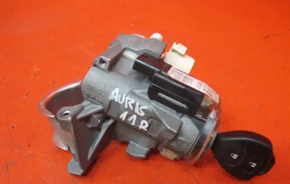 Toyota Auris 150 Ignition lock 897830F010