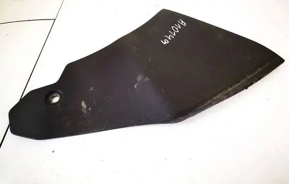Nissan Juke I F15 Other interior part 689201kz0a 689r21kz0a