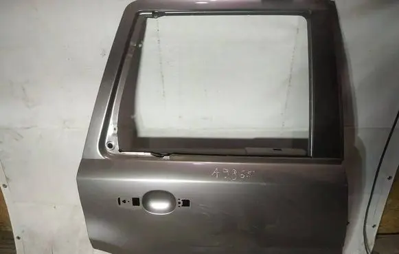 Land Rover Freelander 2 - LR2 Rear door pilkos