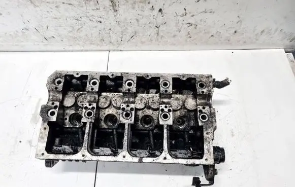 Volkswagen Bora Engine head 038103373