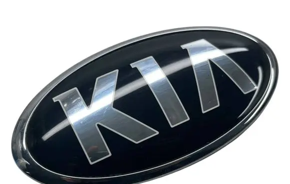 KIA Soul Manufacturer badge logo/emblem 86320B2100