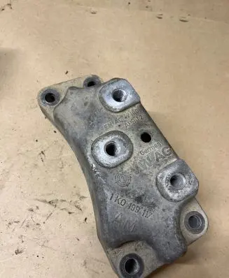Audi A3 S3 8P Gearbox mounting bracket 1K0199117