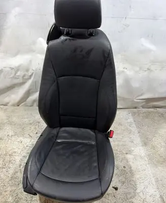 BMW Z4 E85 E86 Front driver seat 8226420