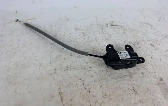 BMW X5 E70 Tailgate/trunk/boot lock/catch/latch 7162147 988586108 16367210