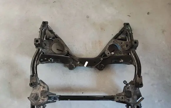 BMW 4 F32 F33 Front subframe 6872120