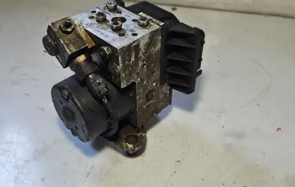 Mercedes-Benz E W210 ABS Pump A0034319012 0265202436