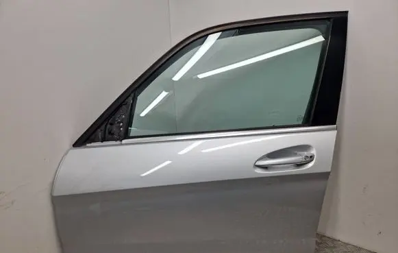 Mercedes-Benz GLK (X204) Front door 