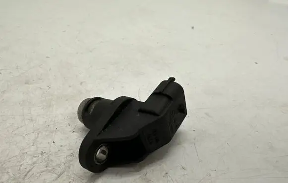 Mercedes-Benz E W211 Camshaft position sensor A0041536928