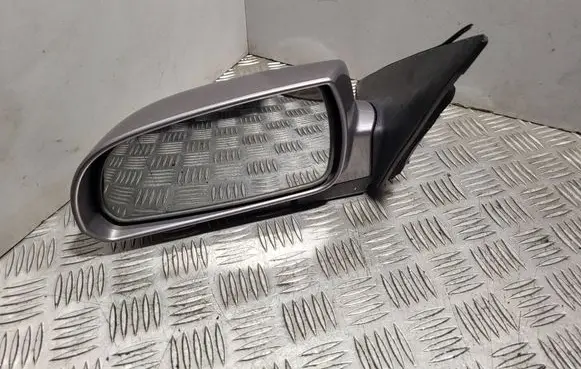 Hyundai Sonata Front door electric wing mirror 