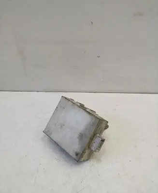 Toyota Avensis T250 Door central lock control unit/module 8974105050 73667112 3084