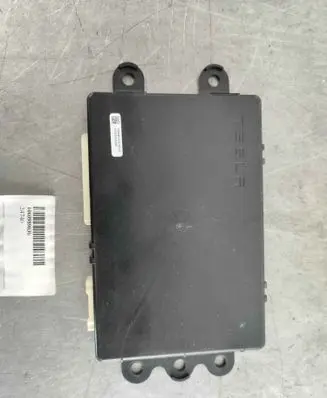 Tesla Model S Suspension control unit/module 106098903B