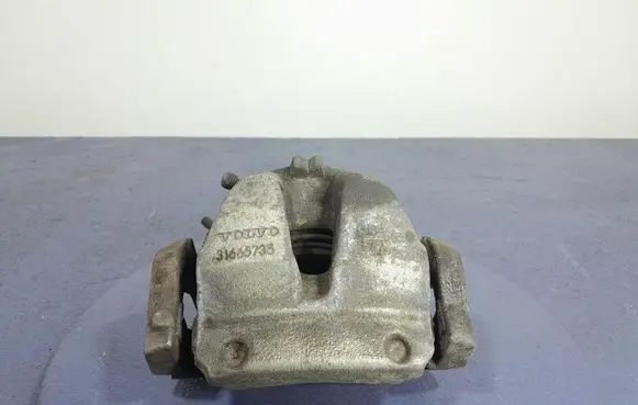 Volvo XC60 Front brake caliper 31665735