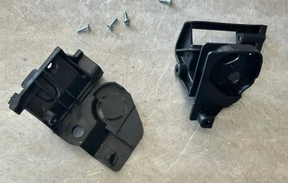 Peugeot 308 Headlight/headlamp mounting bracket 9807657780