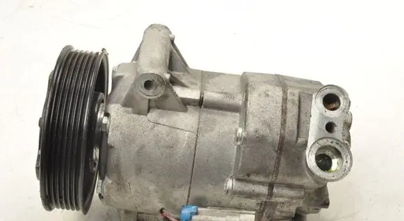 Opel Insignia A Air conditioning (A/C) compressor (pump)