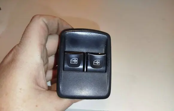 Renault Kangoo II Electric window control switch 254117873R 10023904 809616873R