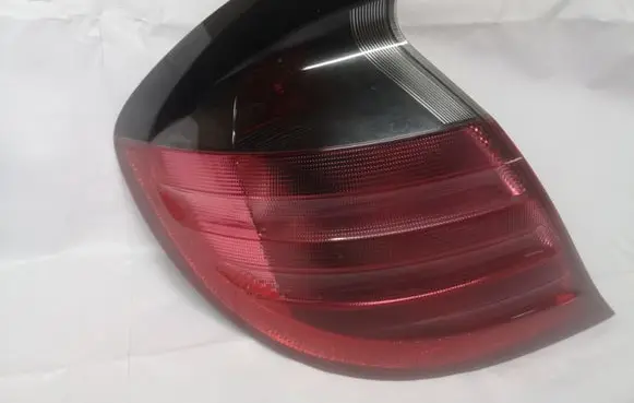 Mercedes-Benz C W203 Rear/tail lights 2VP00803105