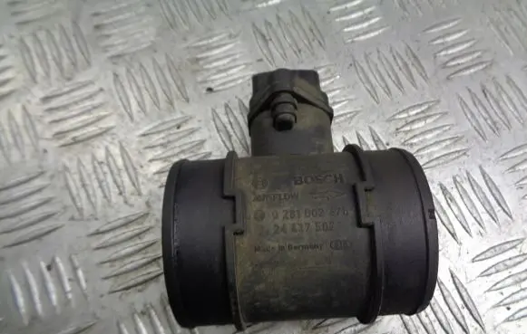 Opel Zafira A Mass air flow meter 24437502