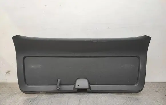 Skoda Octavia Mk3 (5E) Tailgate/boot lid cover trim 5E9867975