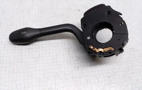 Volkswagen Golf III Indicator stalk DOTSAEQB91 DOTSAEQC88S97
