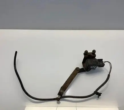 Mercedes-Benz E W211 Air suspension front height level sensor A0105427717 0105427717