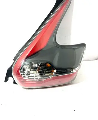 Nissan Juke I F15 Rear/tail lights 26550BV80A L90049817