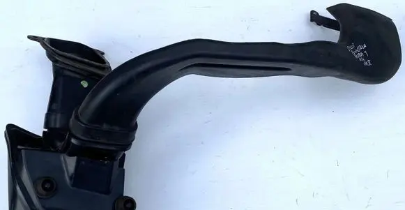 Intercooler hose/pipe