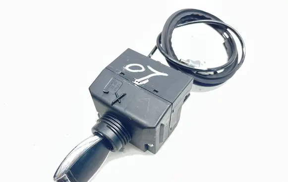 Mercedes-Benz C W203 Ignition lock 2095453308
