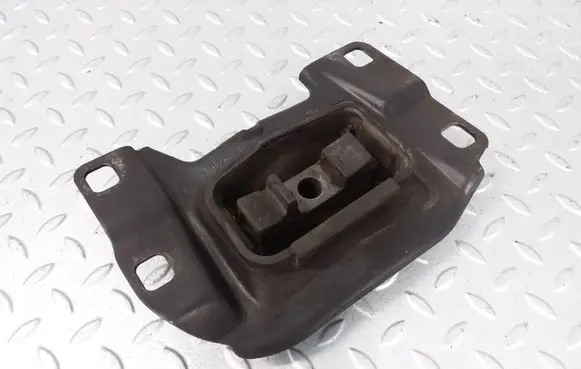 Ford Focus Engine mount bracket 3M517M121JB