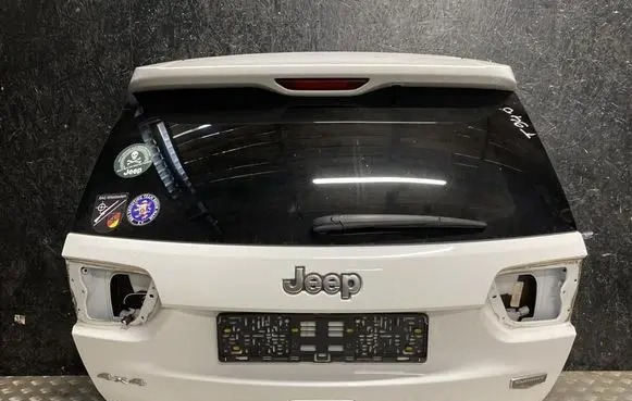 Jeep Grand Cherokee Tailgate/trunk/boot lid