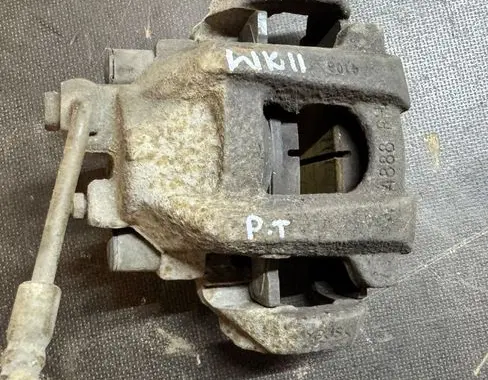 Jeep Grand Cherokee Rear brake caliper