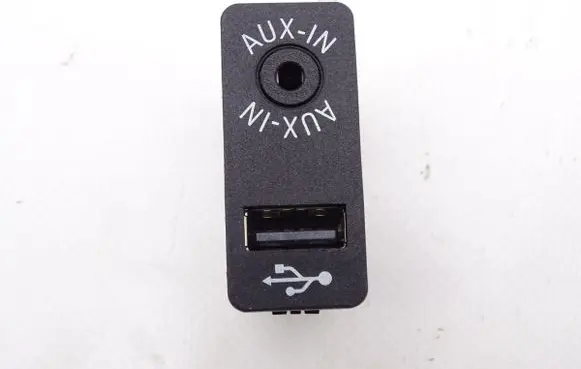 BMW 2 F22 F23 AUX in-socket connector 9229246
