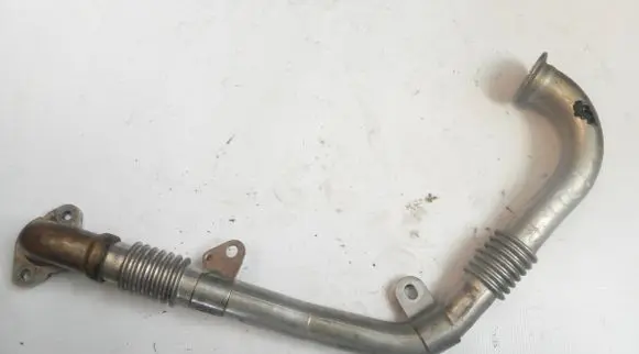 Renault Scenic III - Grand scenic III EGR valve line/pipe/hose 8200525140
