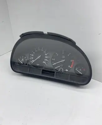 BMW 5 E39 Speedometer (instrument cluster) 8375675