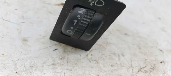 Toyota Avensis T220 Headlight level height control switch NOCODE