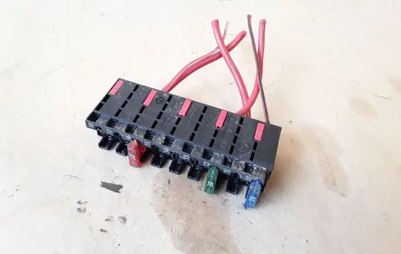 Mercedes-Benz ML W164 Fuse module 0025450901 17683000000