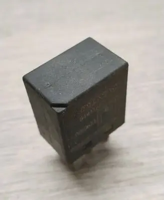 Volvo S70 V70 V70 XC Other relay 9441161