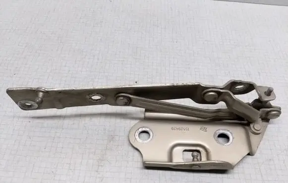Chrysler Sebring (ST-22 - JR) Tailgate/trunk/boot hinge 15520420 04814894AC