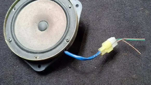 Subaru Forester SF Front door speaker EAS16P475CL3 0D1R M4X30W
