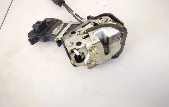 Mazda 6 Rear door lock