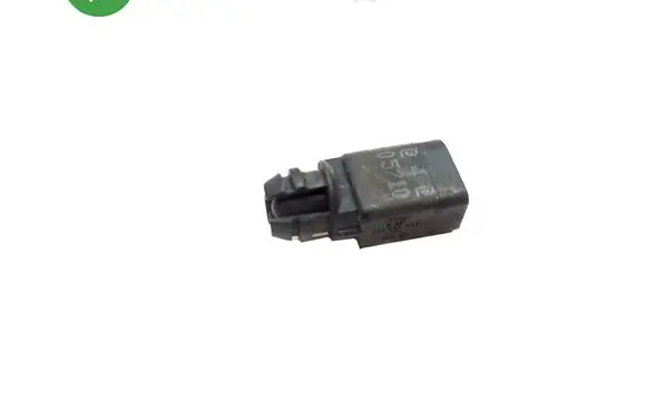Volkswagen Eos Outside/exterior temperature sensor 8Z0820535